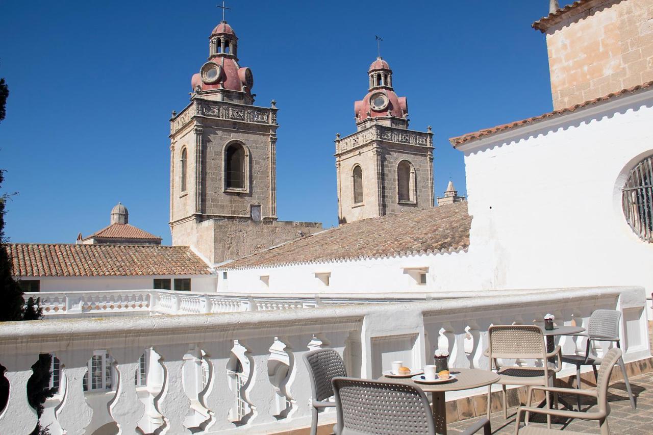 A Pousada Grupoandria El Claustre De Ciutadella - Hospederia Exterior foto